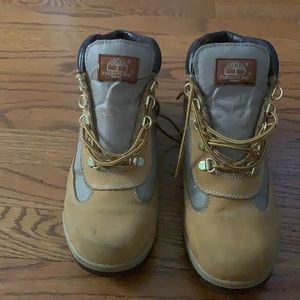 Kids timberland boots size 6.5